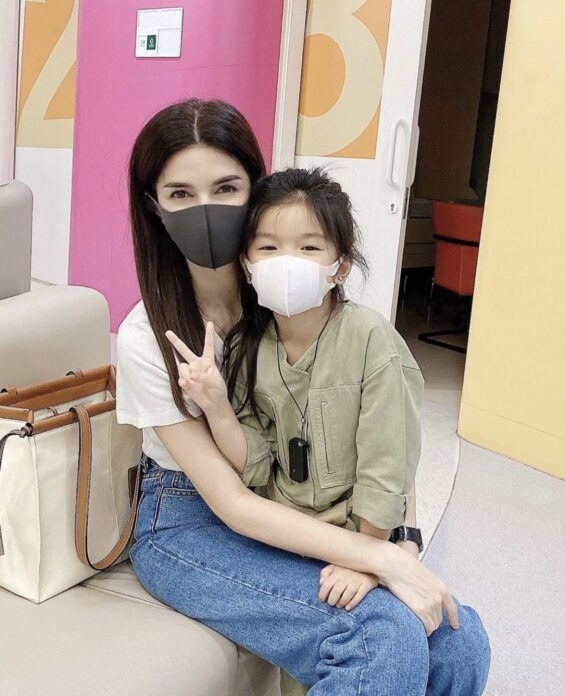 รอลุ้นผล โบว์ แวนดา พา น้องมะลิ 