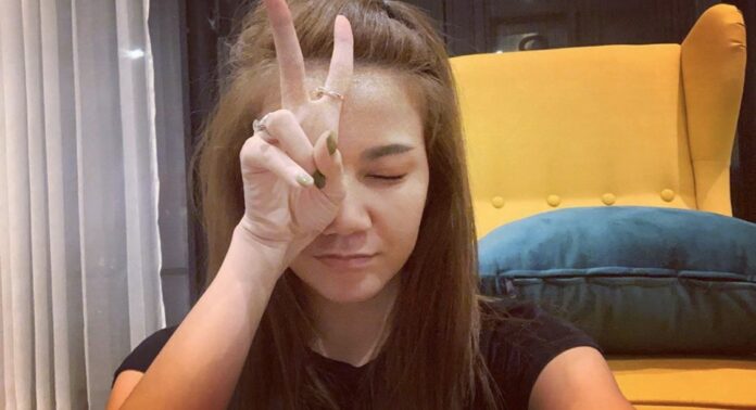 จ๊ะ อาร์สยาม