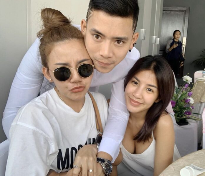 จ๊ะ อาร์สยาม