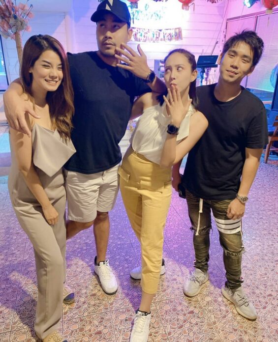 แร็พขอแต่งงาน!