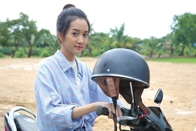 ชิงชิง เล่น เศรษฐีตีนเปล่า
