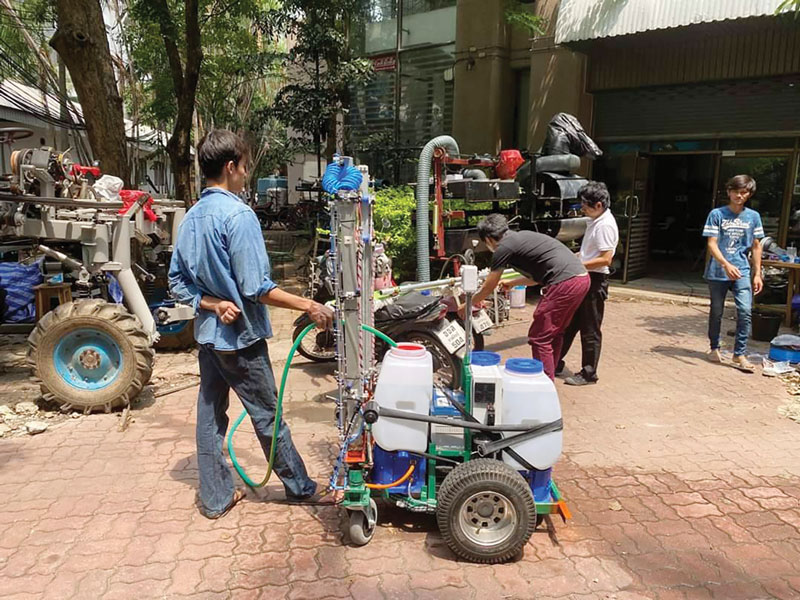 อาจารย์ม.เกษตรฯโชว์ฝีมือหุ่นยนต์น้องนนทรี