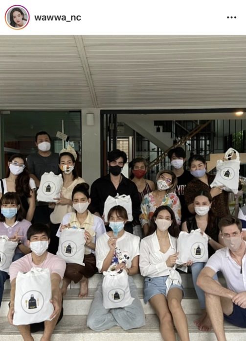 วาววา และ ผองเพื่อน ขนถุงยังชีพ กว่า 500 ชุด