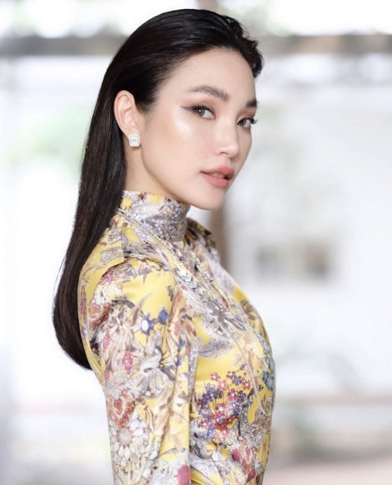 เมย์ พิชญ์นาฏ 