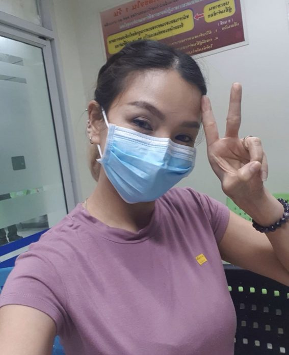 แคนดี้ รากแก่น