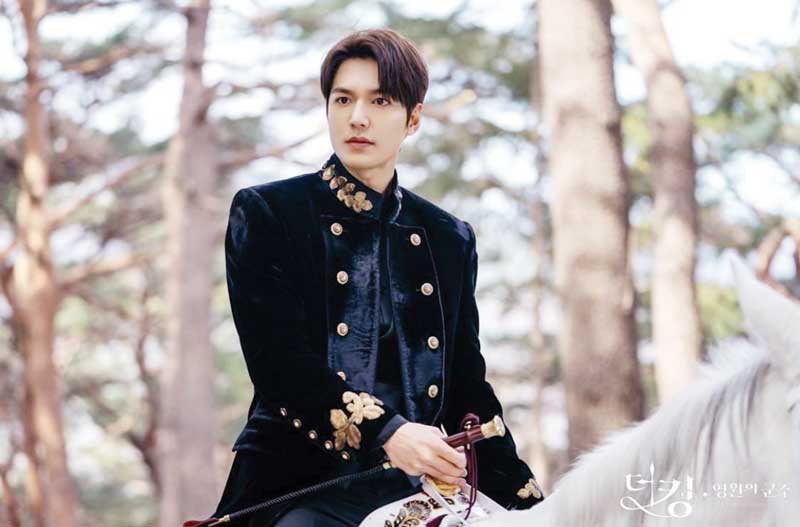 อีมินโฮ คืนจอซีรีส์ จอมราชันฯ