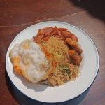 ข้าวผัดโบราณ ป้าอ้วน ตำนานข้าวผัดโบราณแห่งท่าน้ำนนท์