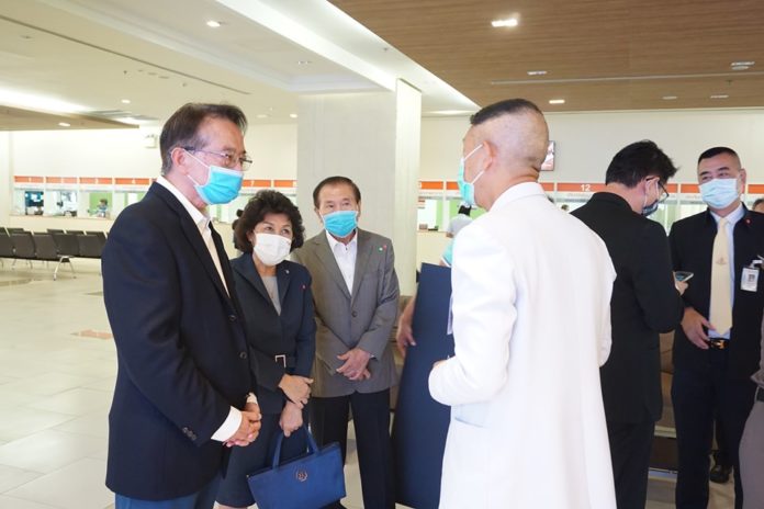 เสนา–มูลนิธิร่วมทางฝัน มอบ 2 ล้านให้รพ.ตำรวจสู้โควิด ซื้ออุปกรณ์ช่วยหมอ 