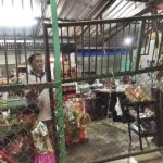ป่าเถื่อน! โจ๋นับ10ไม่สน เคอร์ฟิว บุกตื้บคนแก่-พังร้านชำ แค้นไม่ขายเหล้า