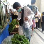 ชมรมแม่บ้านตำรวจตรวจคนเข้าเมือง เติมตู้ปันน้ำใจ ตม.นททบุรี ช่วยปชช.
