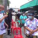 บิ๊กแจ๊ส จับมือเซียนพระ แจกถุงยังชีพ 700 ครัวเรือน สู้วิกฤตโควิด
