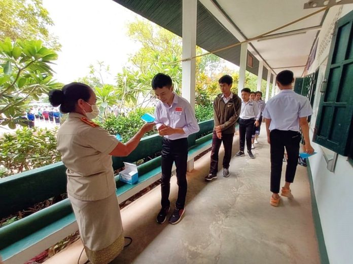 ลาวเปิดเรียนแล้ว