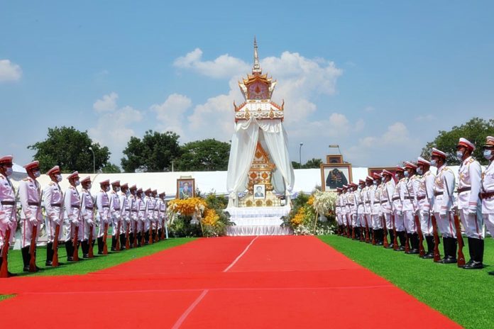 ลาวฌาปนกิจศพอดีตนายกฯ