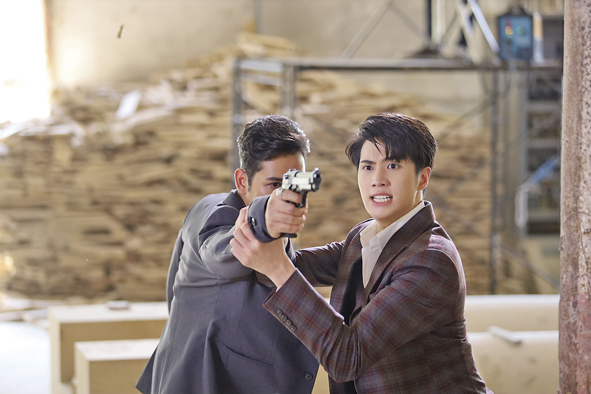 ‘ภณ-อิน-จอนนี่’สาดกระสุนสนั่นจอปิดฉากจบ‘ฟากฟ้าคีรีดาว’บู๊กระจาย!