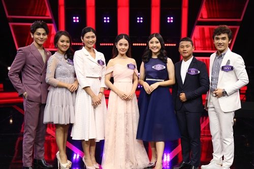 เอพริล
