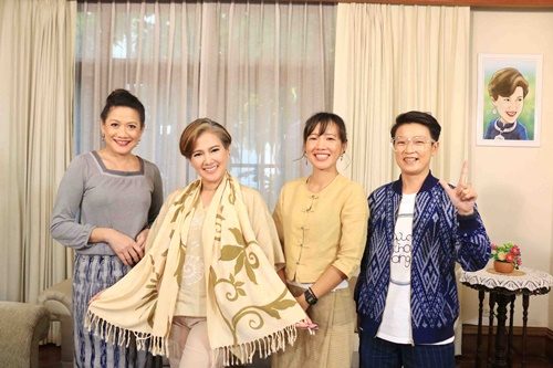 เอพริล