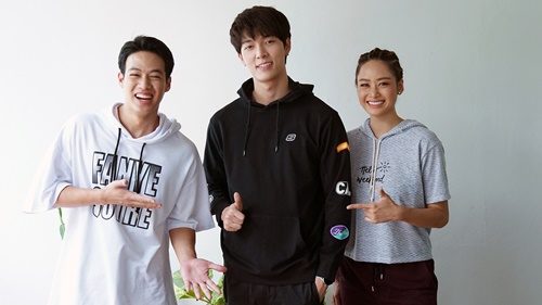 เอพริล