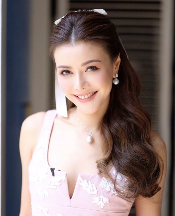 เก๋ ชลลดา