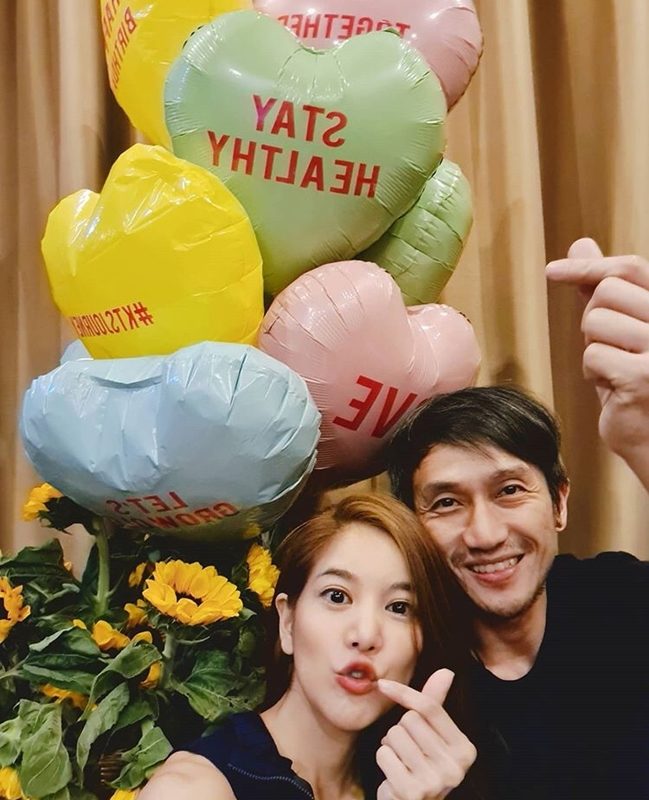 ก้อย โชว์เสน่ห์ปลายจวัก จัดเมนูเด็ดเป็นของขวัญเซอร์ไพรส์วันเกิด พี่ตูน - ข่าวสด ก้อย โชว์เสน่ห์ปลายจวัก จัดเมนูเด็ดเป็นของขวัญเซอร์ไพรส์วันเกิด พี่ตูน - ข่าวสด