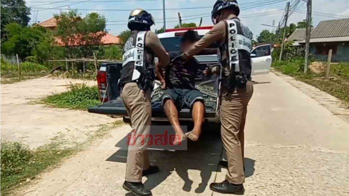 โดดรถหนีคุก