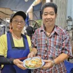 ก๋วยเตี๋ยวคั่วไก่ เจ๊เค็ง & เจ๊งิ้ม ตำนานคั่วไก่บนเตาถ่าน