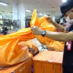 ผู้ว่าฯขอนแก่น นำทีมตรวจเข้มศูนย์ปณ. หลังคนร้ายหันมา ส่งยาทางพัสดุ