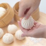 ร้านนพเก้าซาลาเปา ตำนานซาลาเปาแห่งถนนประดิพัทธ์