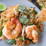 ร้านริมสวน ต้นตำหรับอาหารจานเดียว ประสบการณ์ความอร่อยกว่า 30 ปี