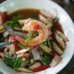 ร้านริมสวน ต้นตำหรับอาหารจานเดียว ประสบการณ์ความอร่อยกว่า 30 ปี