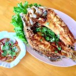 ร้านแดง ซีฟู้ด คลองโคน อาหารทะเลพื้นบ้าน สด สะอาด บรรยากาศดี