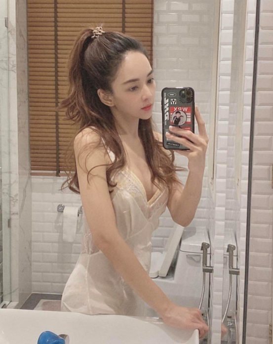 เป้ย อวดหุ่นฟิตในชุดนอน 