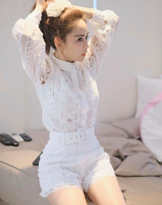 เป้ย อวดหุ่นฟิตในชุดนอน 