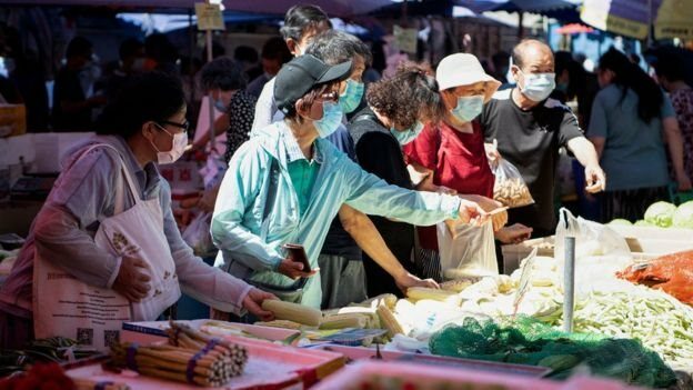 การระบาดของเชื้อโควิด-19 มักเกิดขึ้นในตลาดในลักษณะนี้