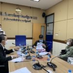 ไม่ได้รับความเป็นธรรม! ป้าหงส์ ปีนต้นมะขามหวัง ผูกคอดับ หน้าทำเนียบ