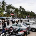 แน่นตั้งแต่เช้า! แห่เที่ยวบางแสน นายกตุ้ย ประกาศปิดถนนลงหาดชั่วคราว