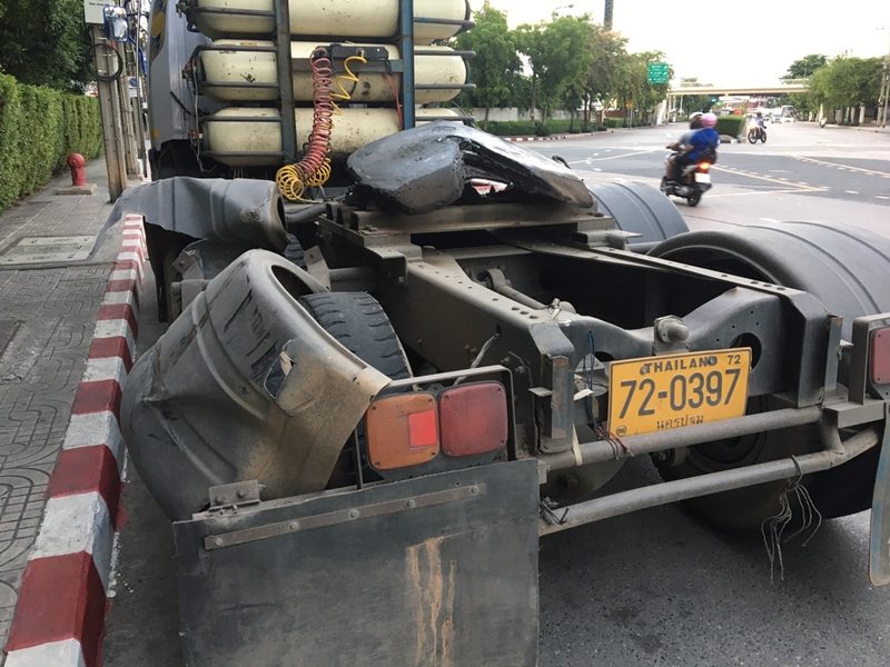 รถพ่วง 22 ล้อคันเกิดเหตุ