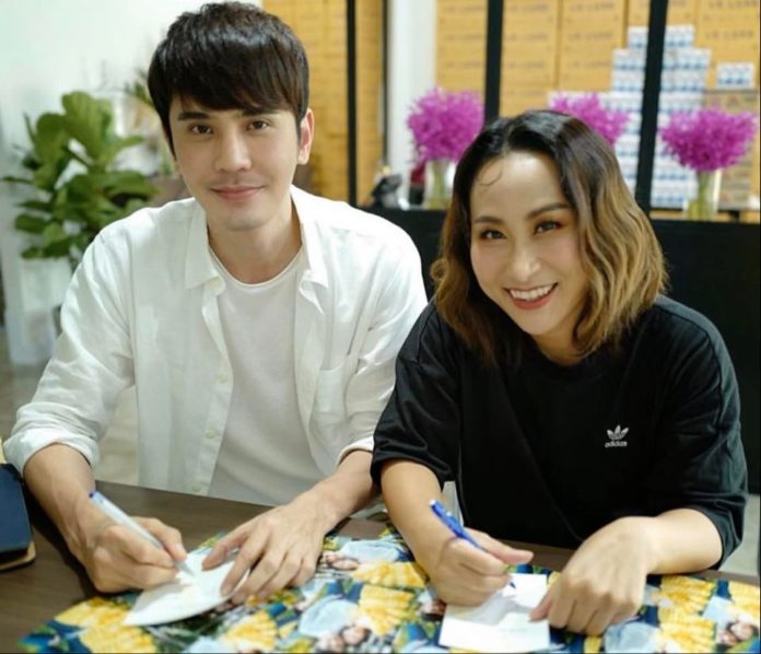 ลาล่า คืนดี ลาล่า คืนดี