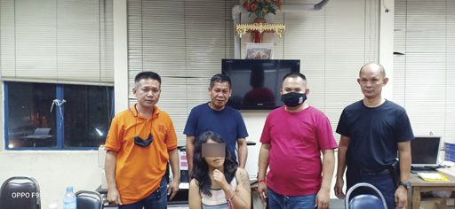 ผ่าคดีสยองทุ่งสองห้องสาวฆ่าเฉือนเจ้าโลกพ่อติดยาป่วยจิต-มีปมในใจ : สดสนามข่าว