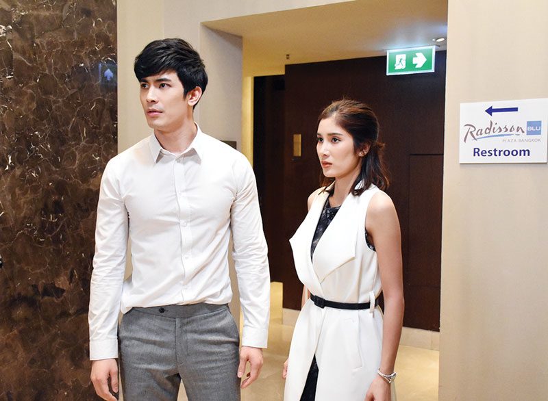‘สน’โคจรเจอ‘เอสเธอร์’ ลุ้น‘เล่ห์เกมรัก’ออนพร้อมจีน - ข่าวสดเสาร์สด