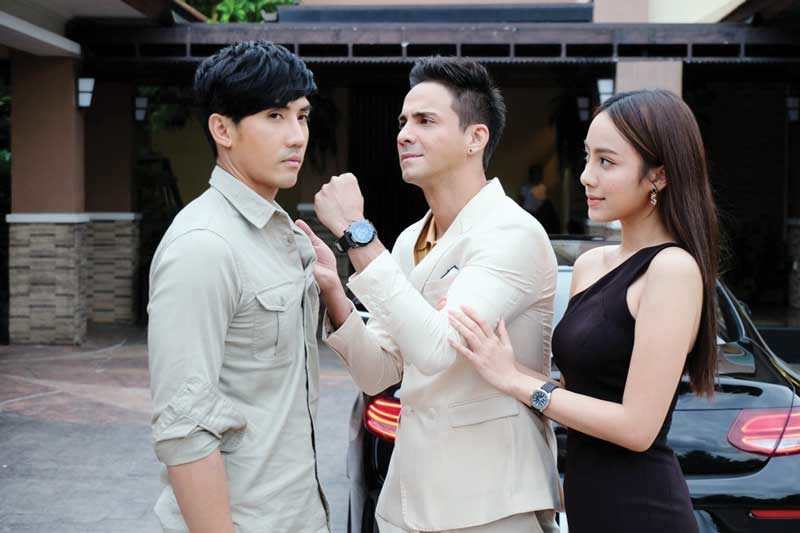 บิ๊กเอ็ม-เปรี้ยวเข้าขาละครแนวตบจูบปีกหงส์