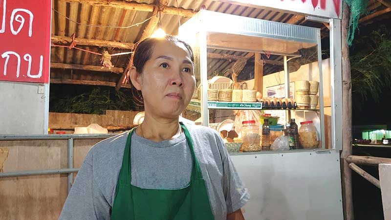 ครัวลุงต๋อยทับลานอาหารป่า