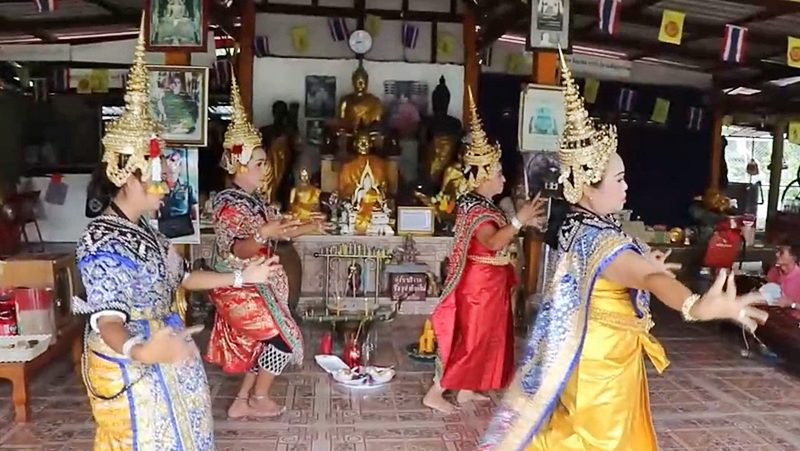 สาวสิงห์บุรี ดวงเฮง ได้โชคหลายแสนบาท จ้างละครแก้บน เจ้าแม่เกล็ดแก้ว