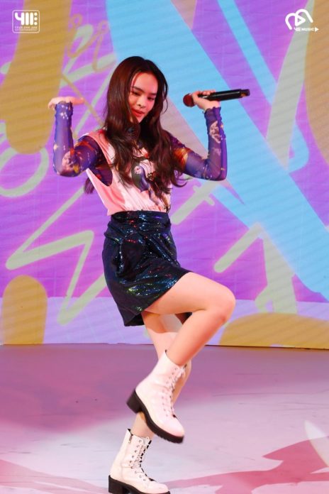 แอลลี่ โชว์ฟอร์ม