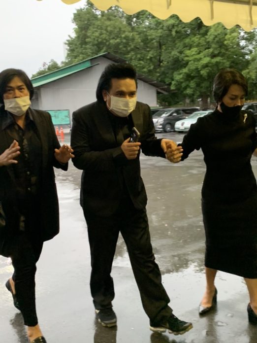 เหล่าคนบันเทิง ร่วมอาลัย