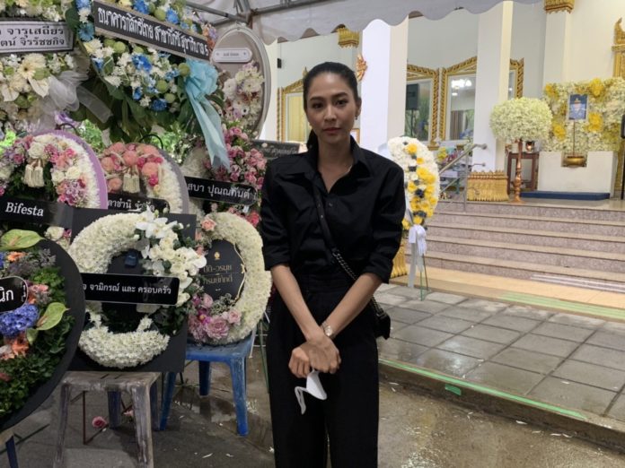 เหล่าคนบันเทิง ร่วมอาลัย