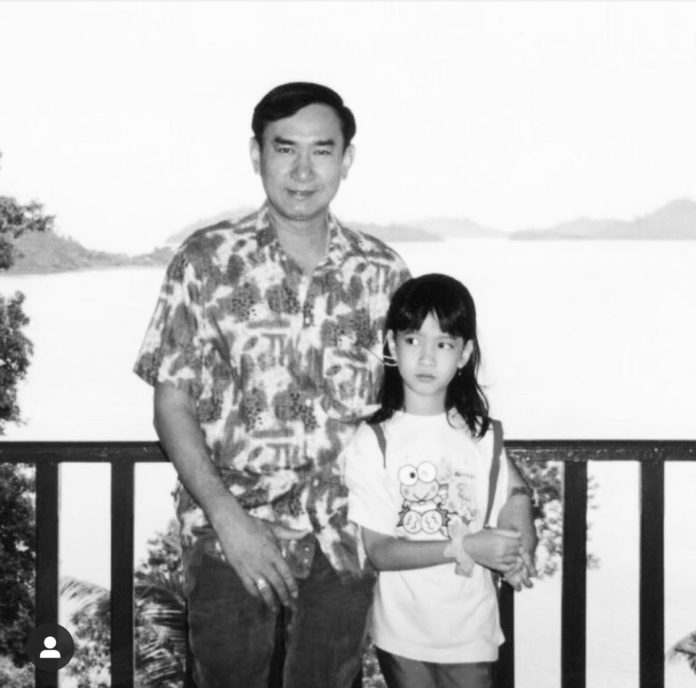 ลิซ่า แบล็กพิงก์ ส่งกำลังใจถึง ลิซ่า แบล็กพิงก์ ส่งกำลังใจถึง