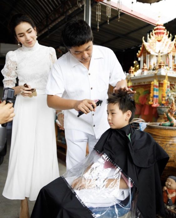 พลอย ชิดจันทร์ ปลื้ม