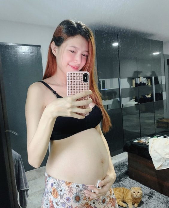 แนท ณัฐชา อวดท้องโย้ แนท ณัฐชา อวดท้องโย้