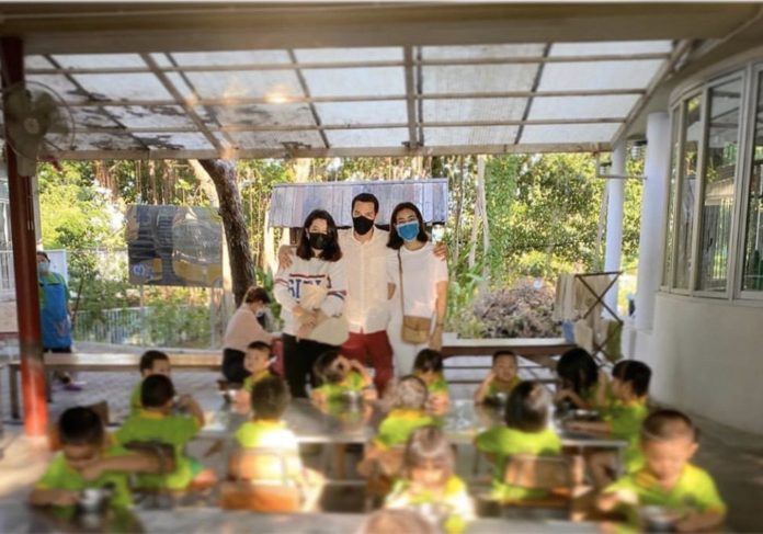 คิมเบอร์ลี่ ทำบุญวันเกิดพ่อ