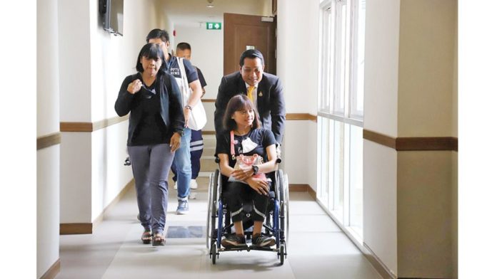 ‘น้องบีม-แม่’สู้ชีวิต-ชนะคดี